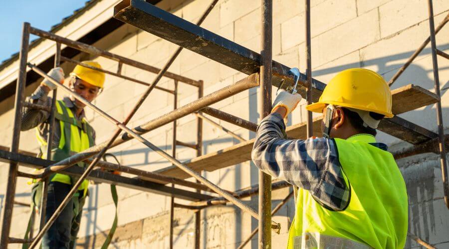 Professional residential roofers in Mobeetie, TX